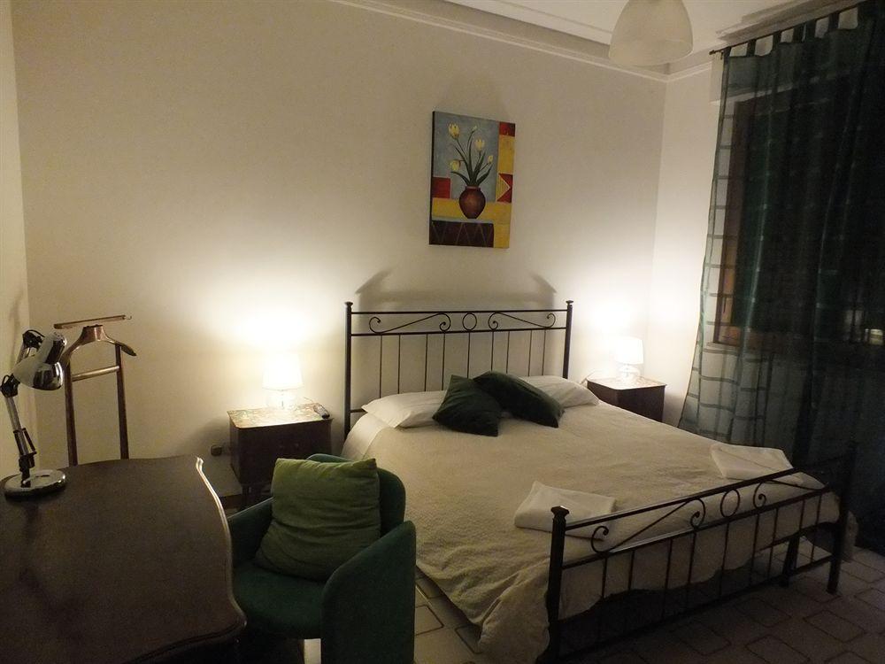 Harmony House Prestige Bed & Breakfast ปิซา ภายนอก รูปภาพ
